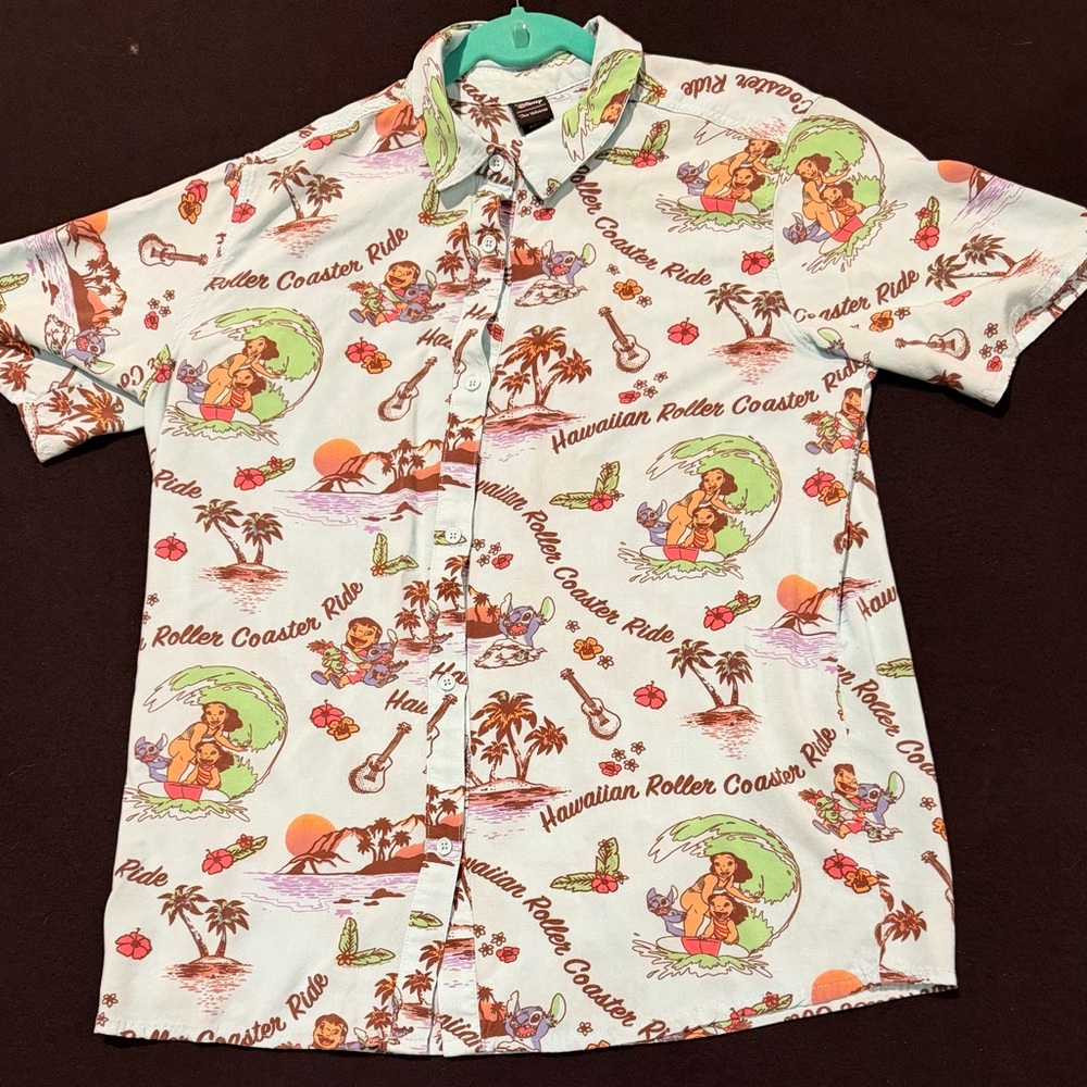 Disney Lilo & Stitch Our Universe Hawaiian Roller Coaster Ride Womens Size Large